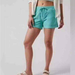 Athleta Farallon Short Turquoise Blue | NWT | Sz Lg